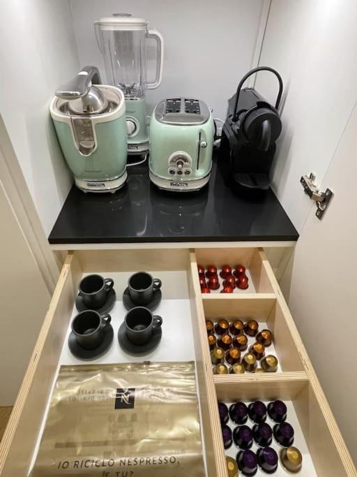 Short Rent Luxury Flat - Via Veneto Lägenhet Rom Exteriör bild